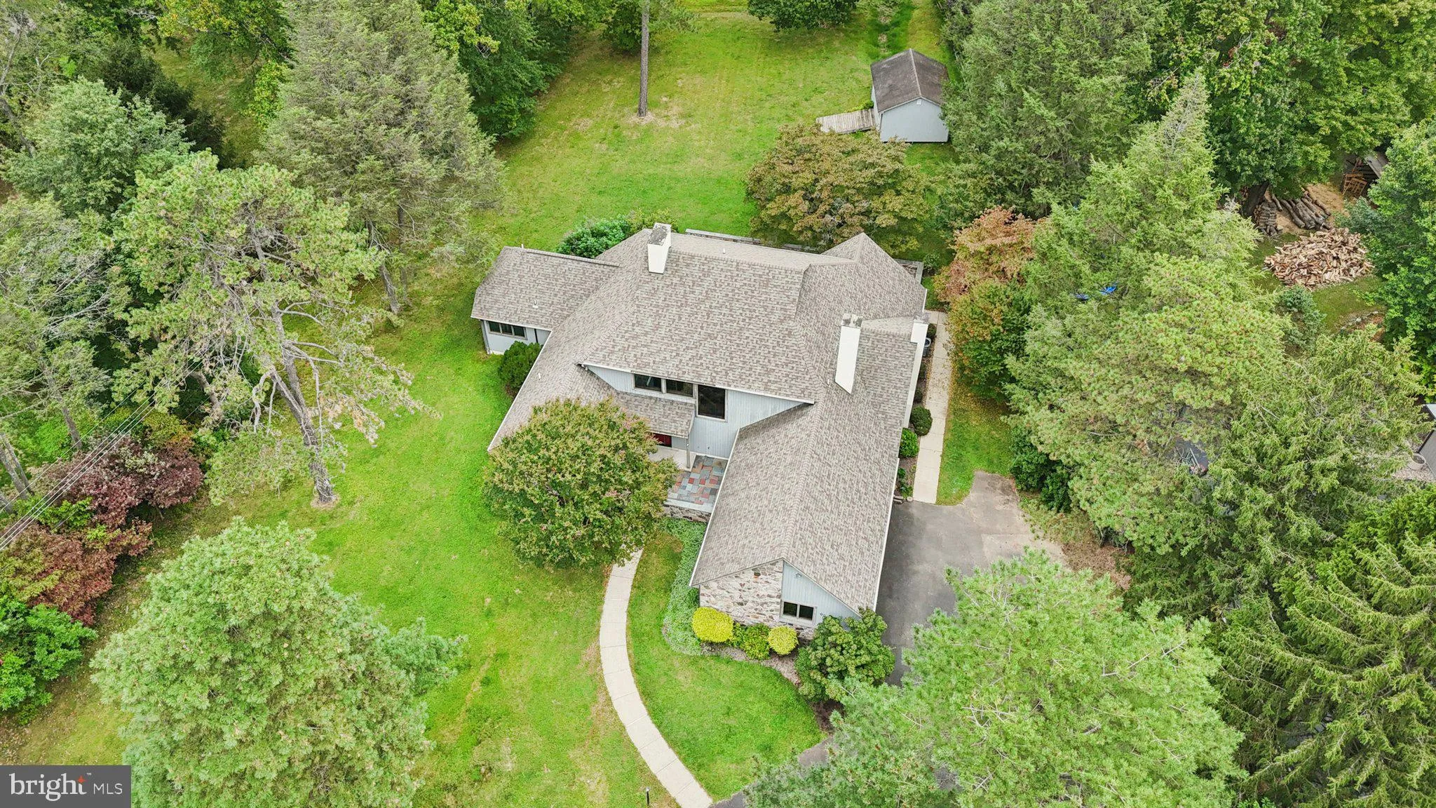 Huntingdon Valley, Pennsylvania 19006, United States, 4 Bedrooms Bedrooms, ,4 BathroomsBathrooms,Residential,Active,211818