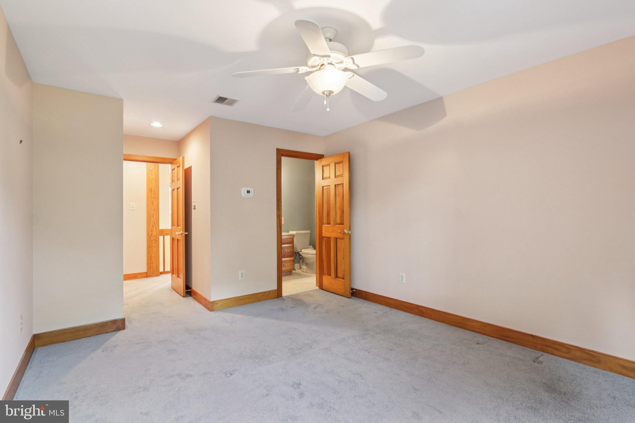 HUNTINGDON VALLEY - Residential