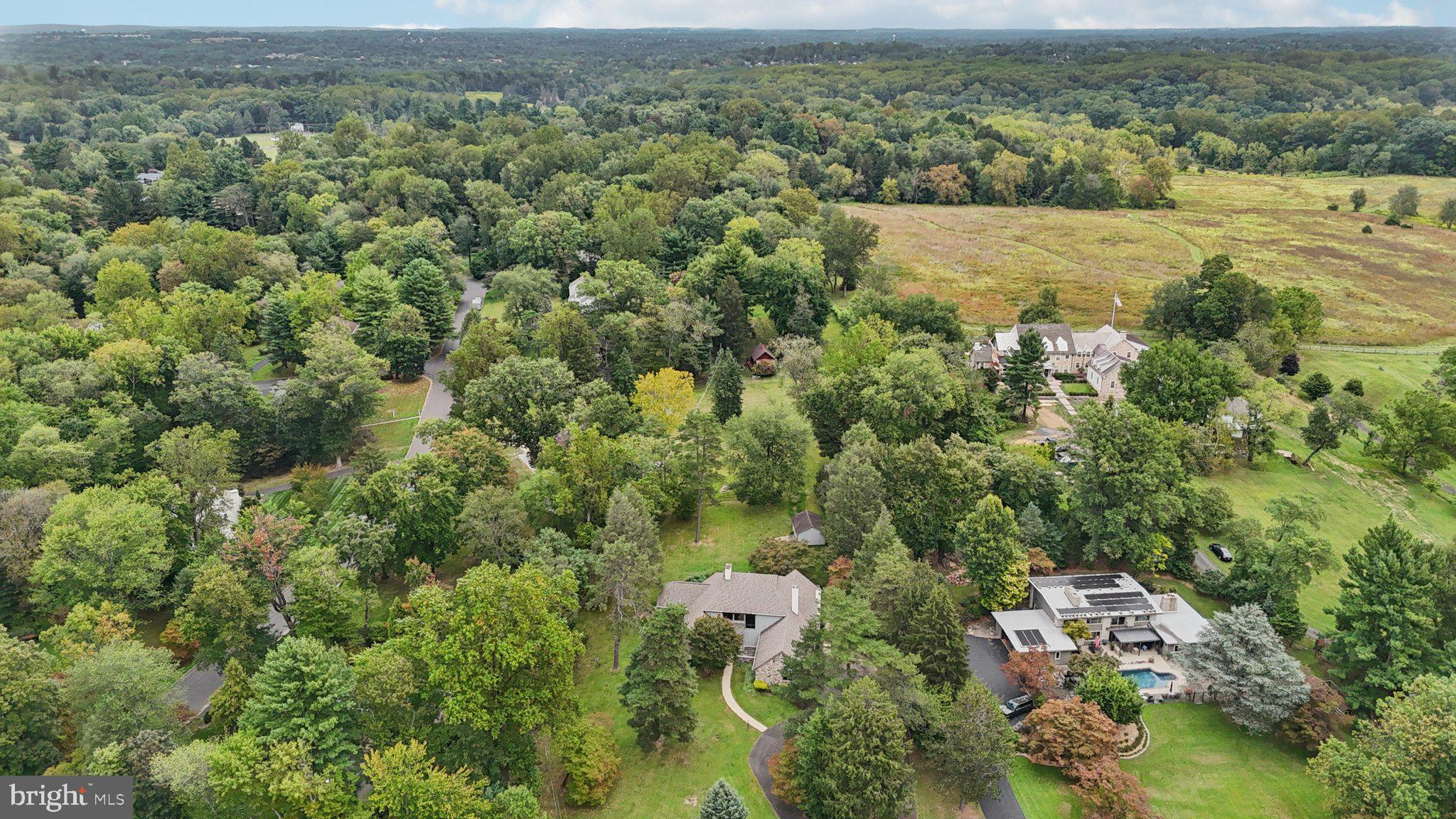 HUNTINGDON VALLEY - Residential