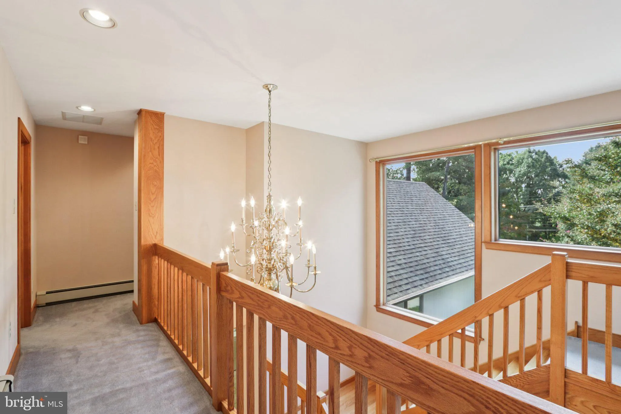 Huntingdon Valley, Pennsylvania 19006, United States, 4 Bedrooms Bedrooms, ,4 BathroomsBathrooms,Residential,Active,211818