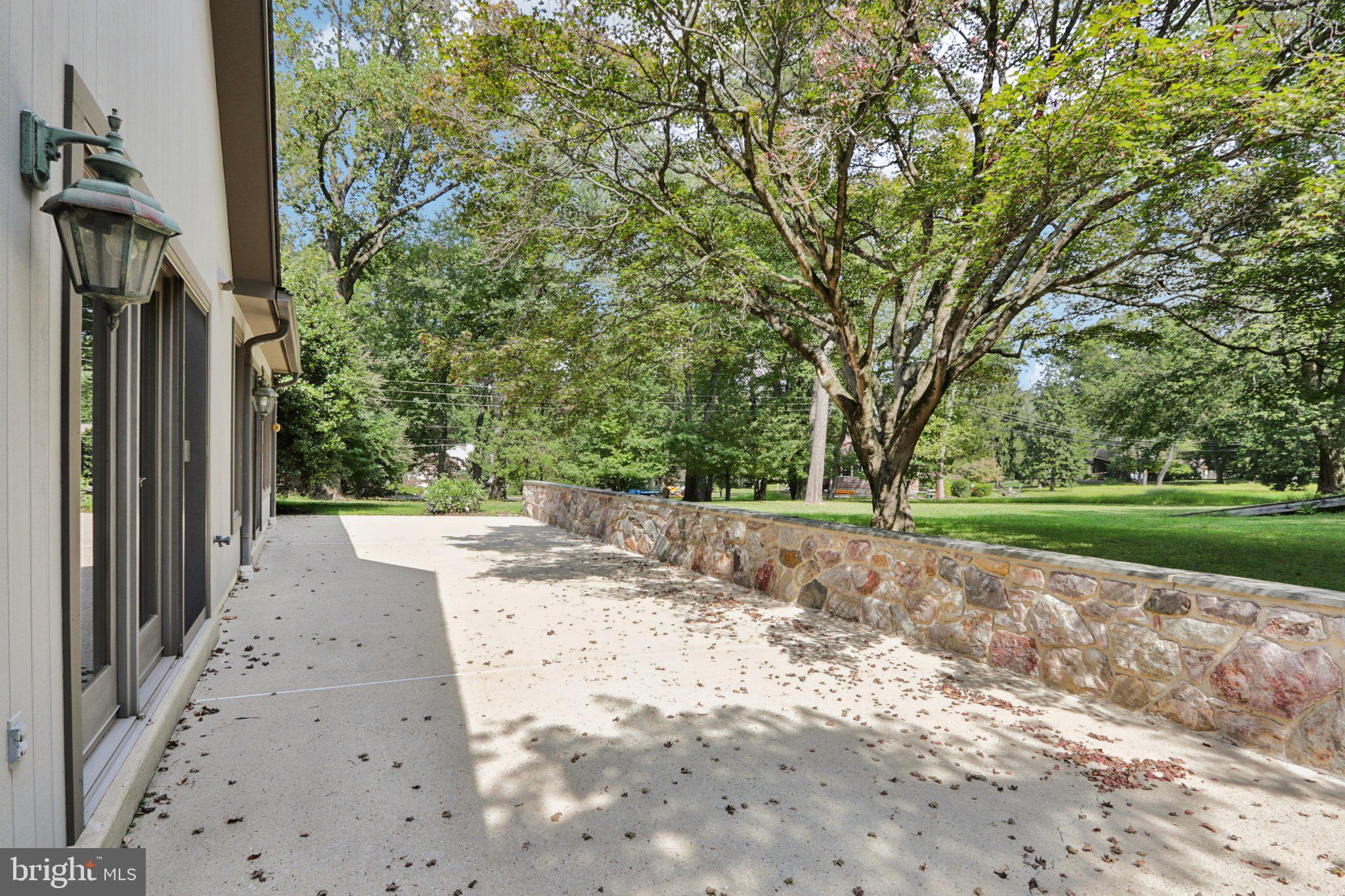 HUNTINGDON VALLEY - Residential