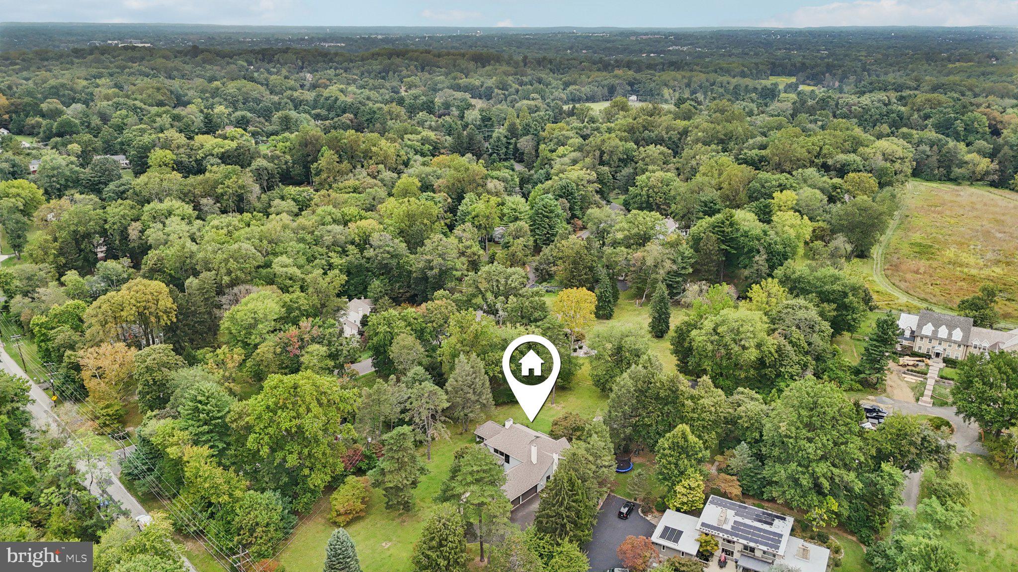 HUNTINGDON VALLEY - Residential