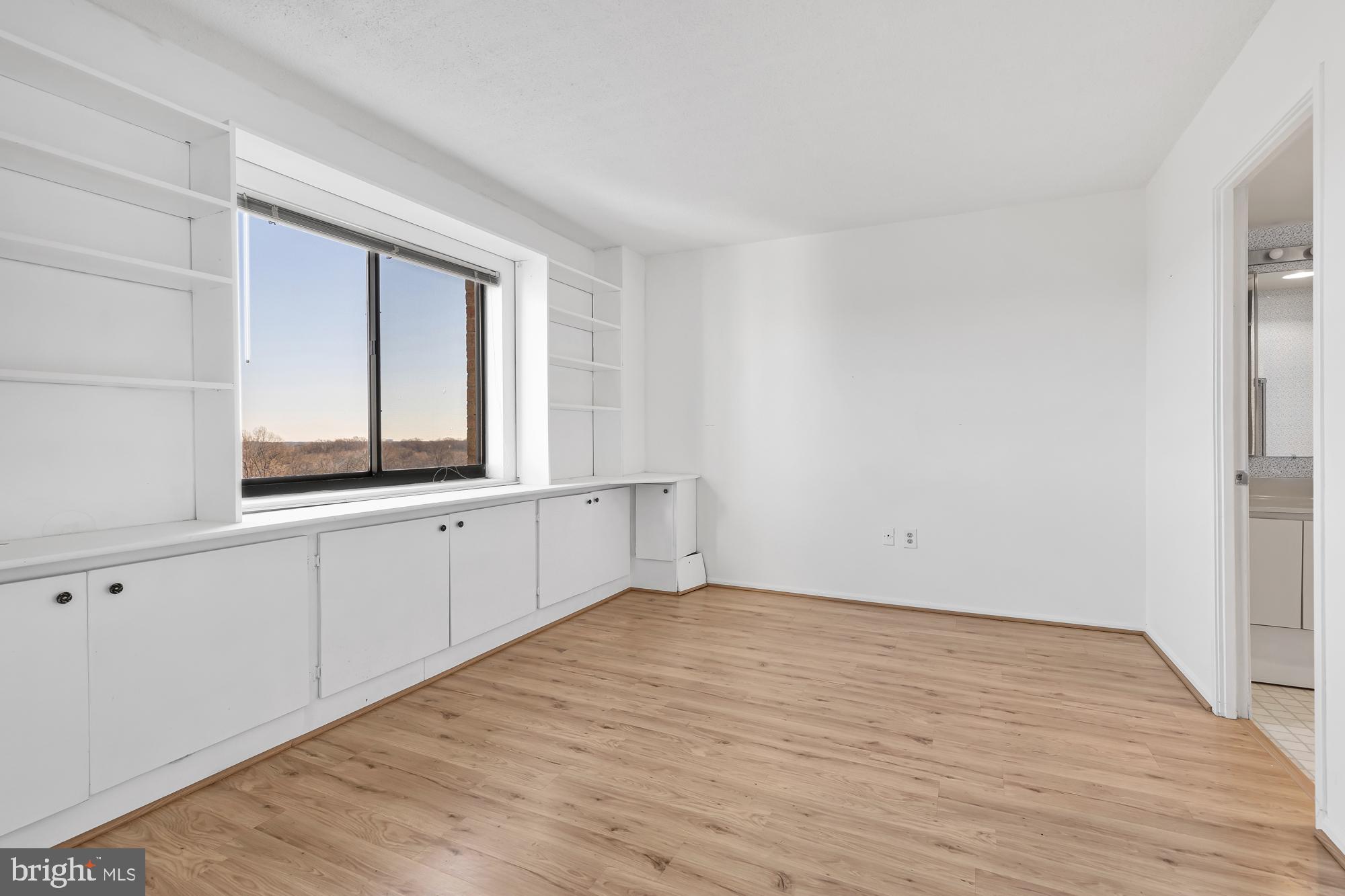 GREENS AT LEISURE WORLD - Residential