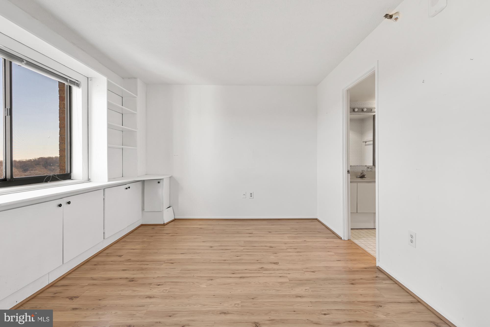 GREENS AT LEISURE WORLD - Residential