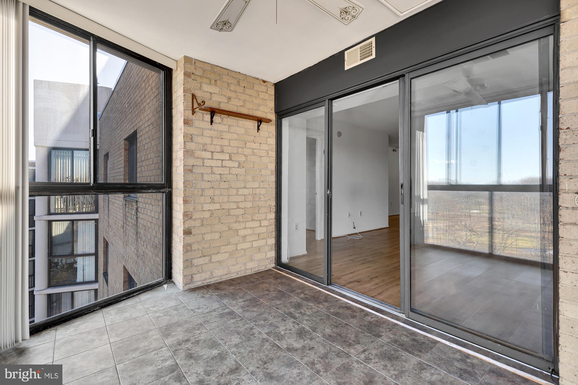 GREENS AT LEISURE WORLD - Residential