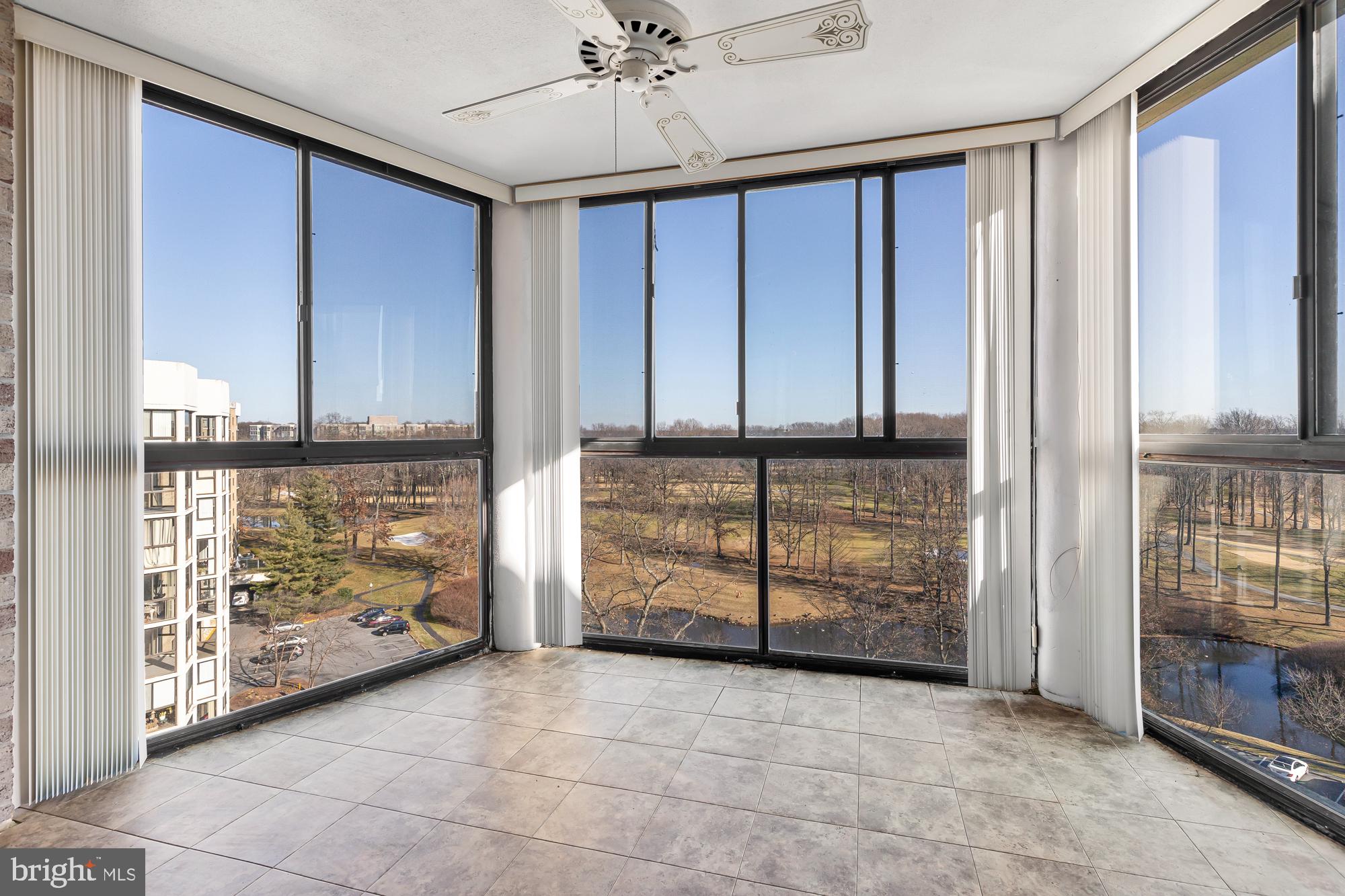 GREENS AT LEISURE WORLD - Residential