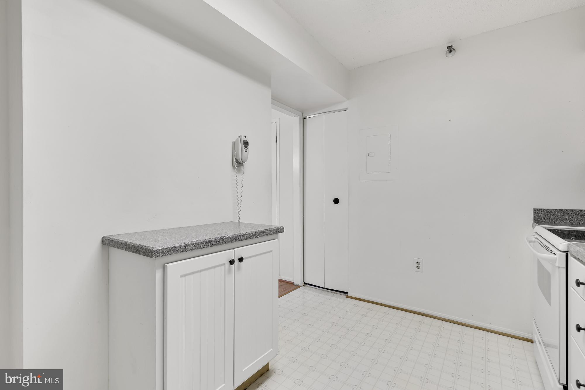 GREENS AT LEISURE WORLD - Residential