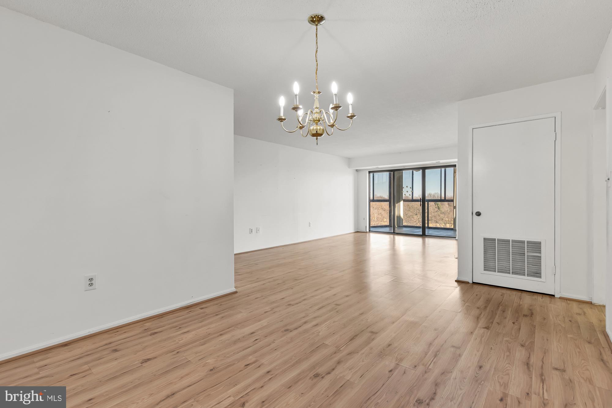 GREENS AT LEISURE WORLD - Residential