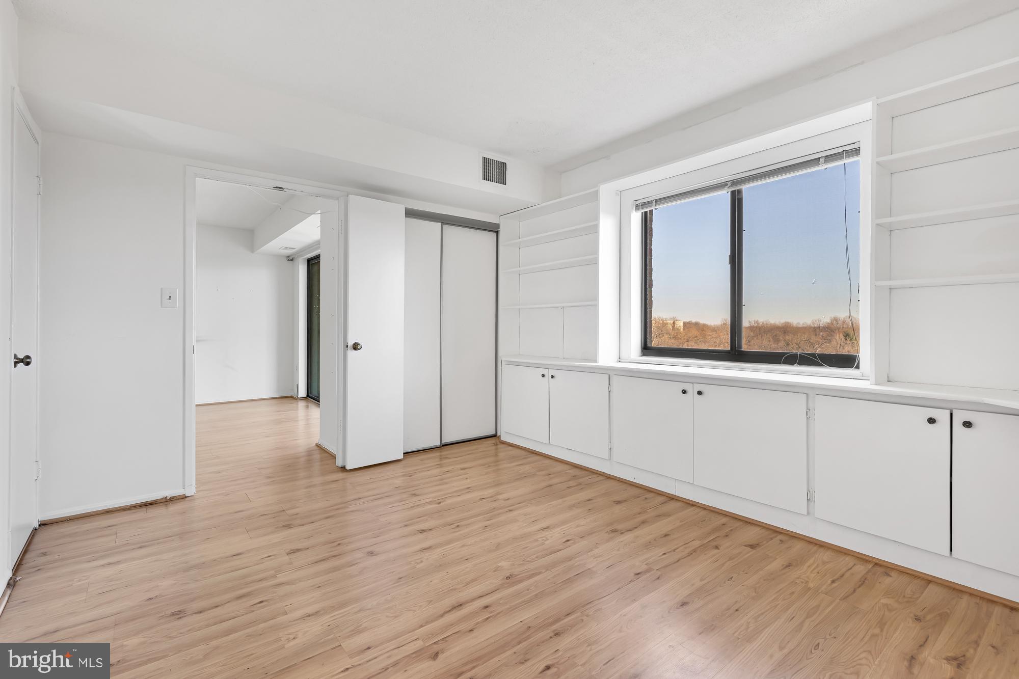 GREENS AT LEISURE WORLD - Residential