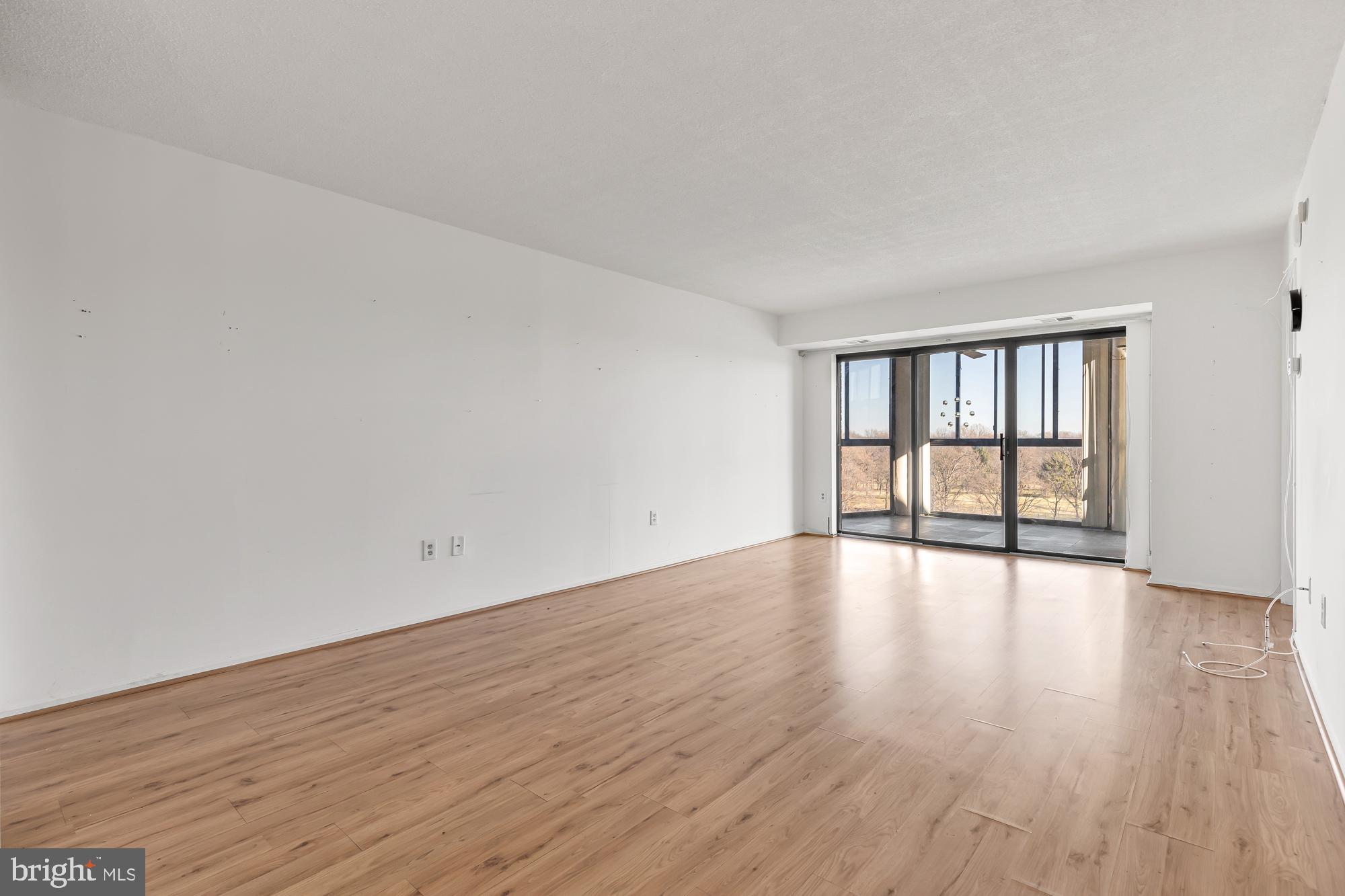 GREENS AT LEISURE WORLD - Residential