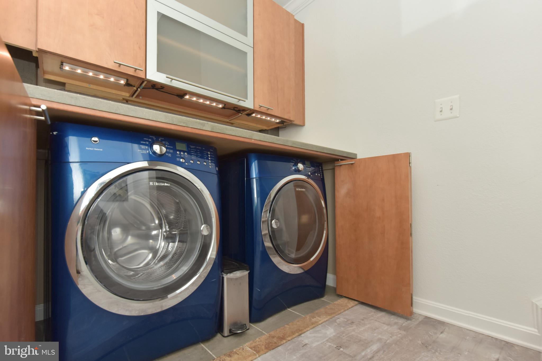 GATES OF FAIR LAKES - Residential