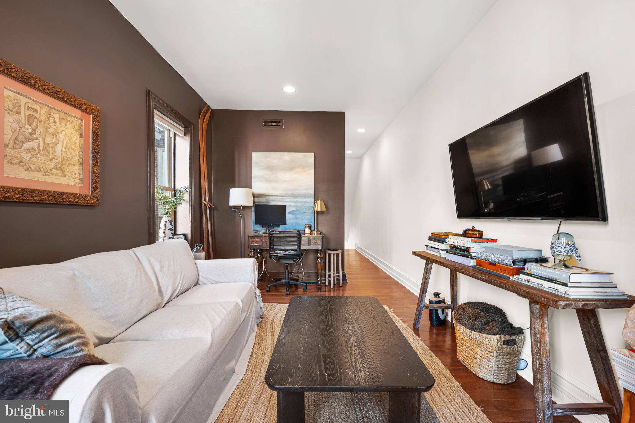 FAIRMOUNT - Residential