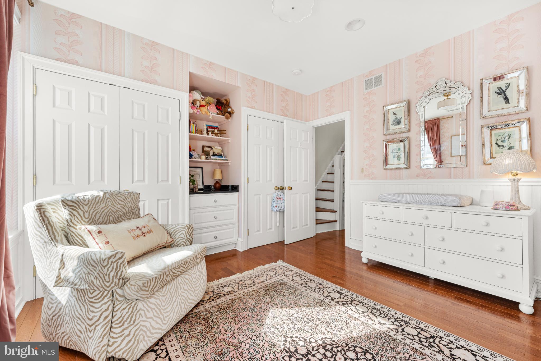 FAIRMOUNT - Residential