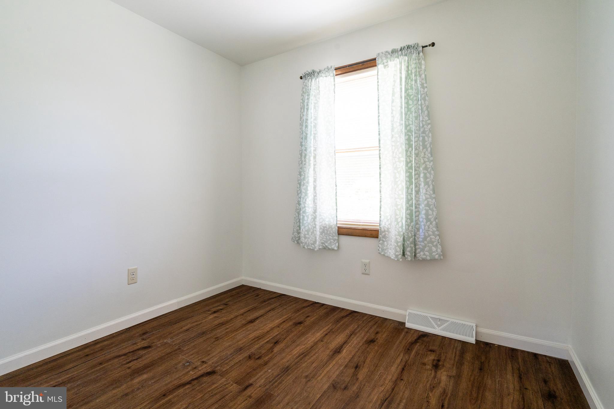 ELDERSBURG - Residential