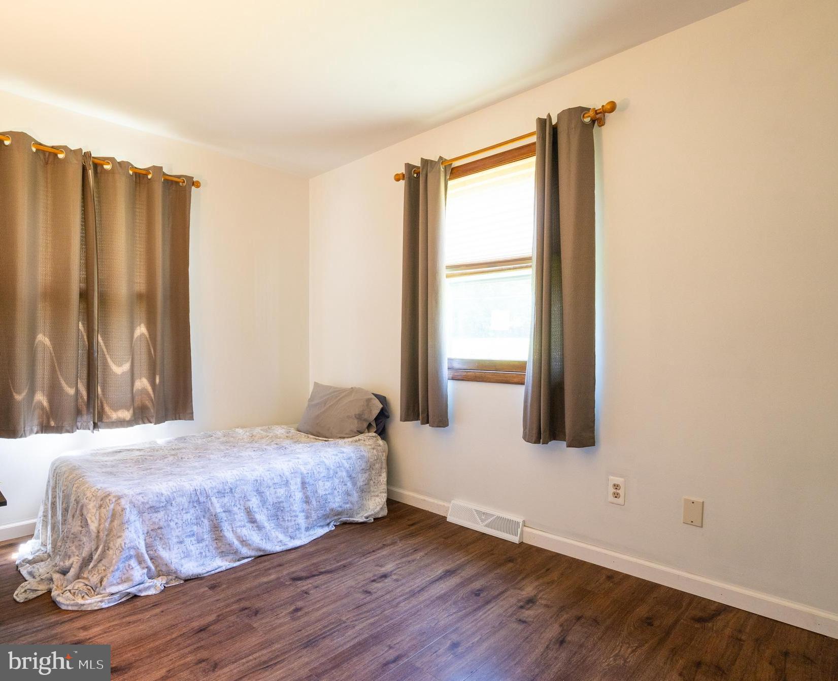 ELDERSBURG - Residential