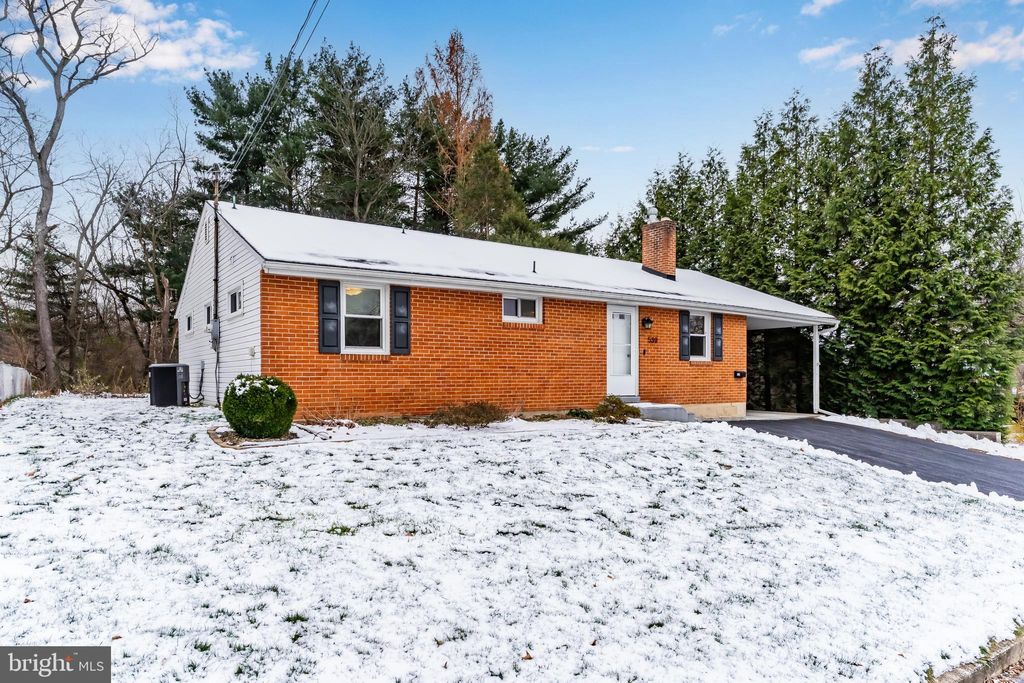 Photo of 539 W Cumberland Road, ENOLA, PA 17025 (MLS # PACB2049224)