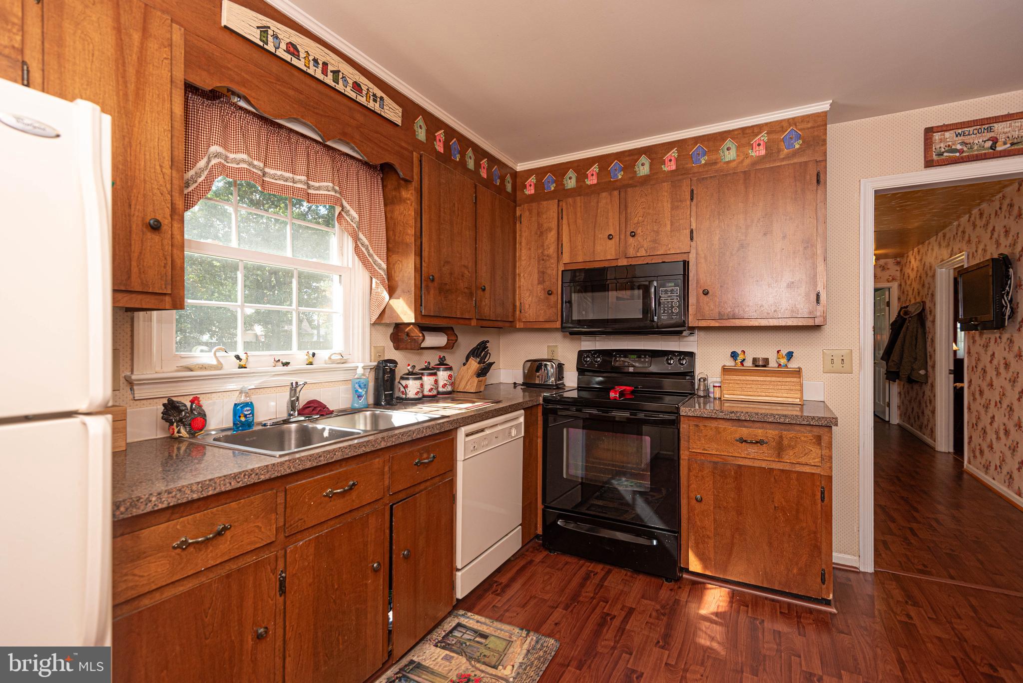 PARKHURST MANOR - Residential