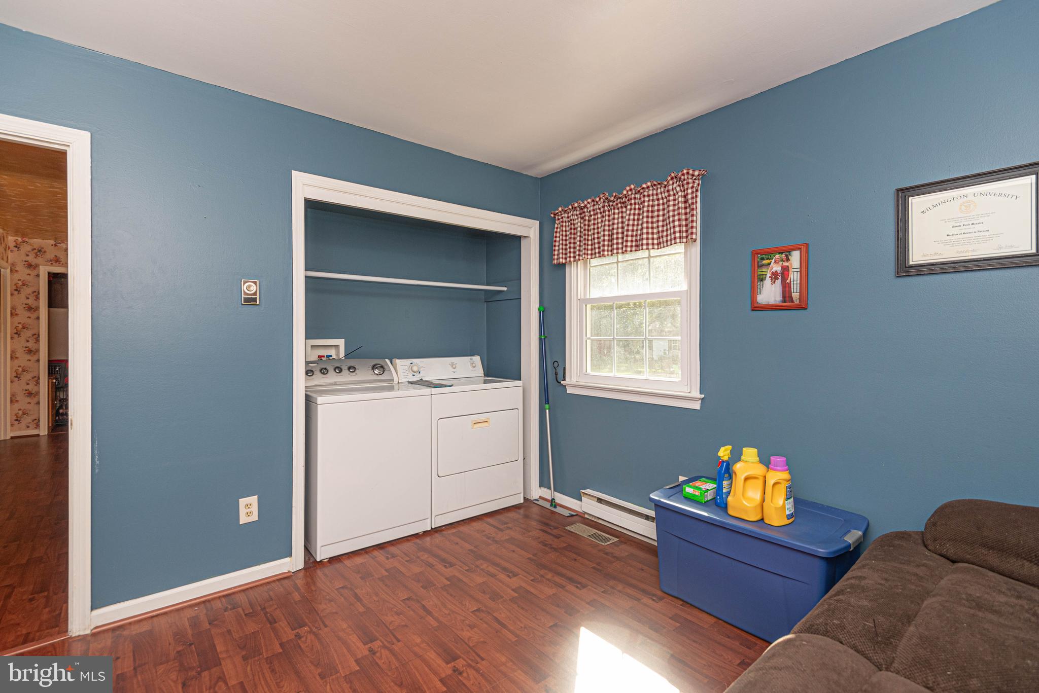 PARKHURST MANOR - Residential