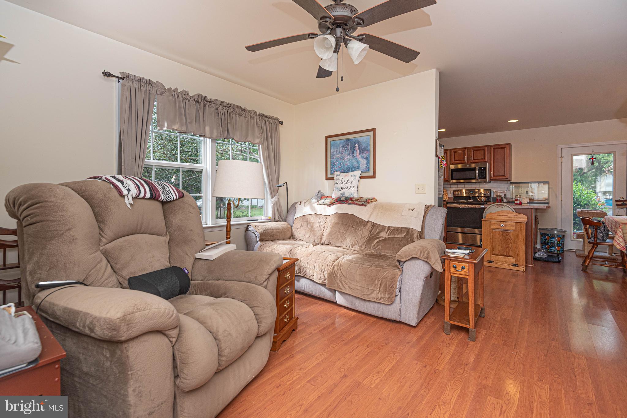 PARKHURST MANOR - Residential