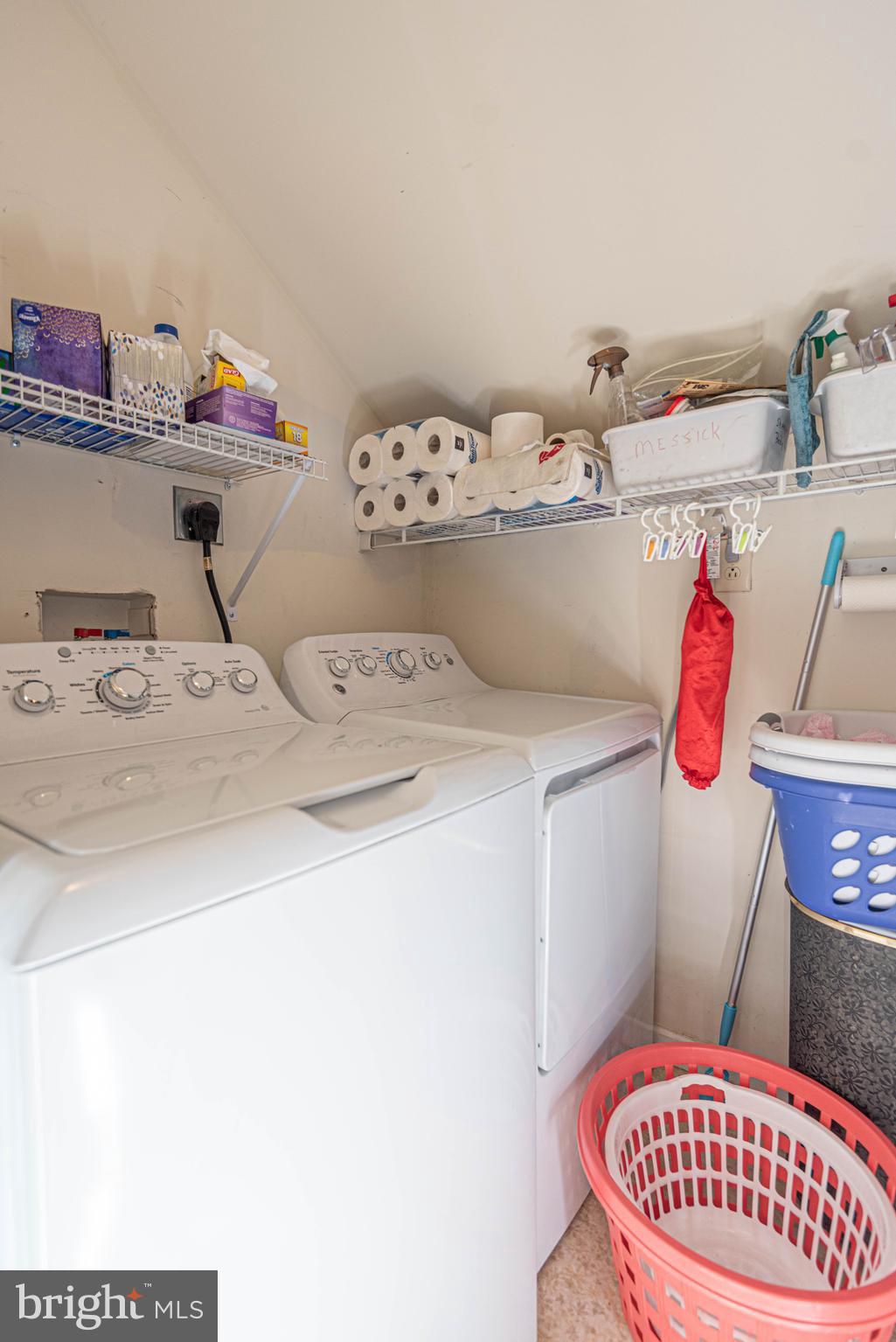 PARKHURST MANOR - Residential