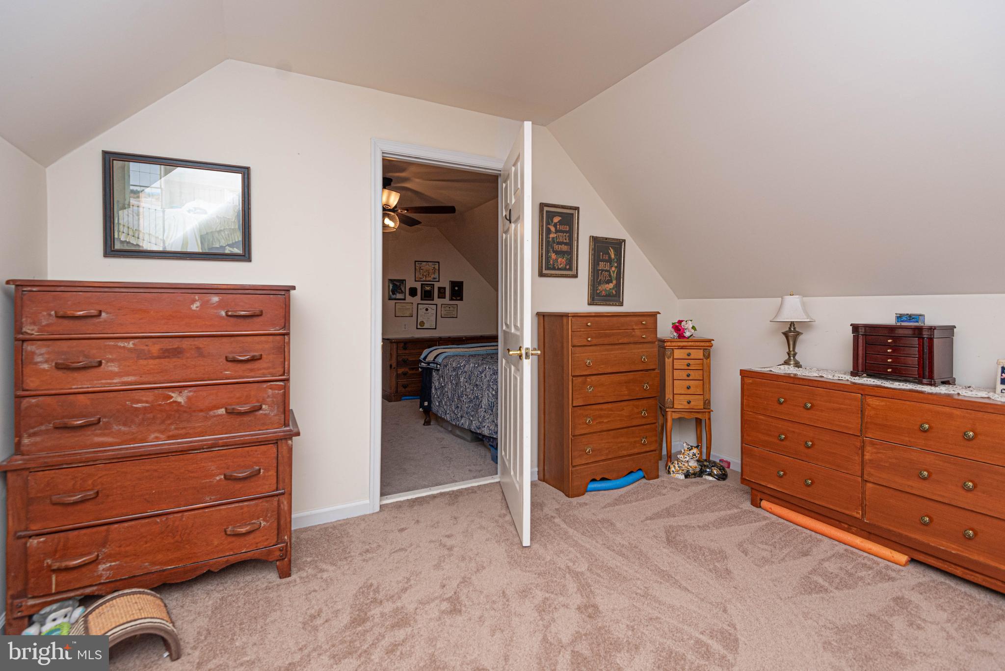 PARKHURST MANOR - Residential