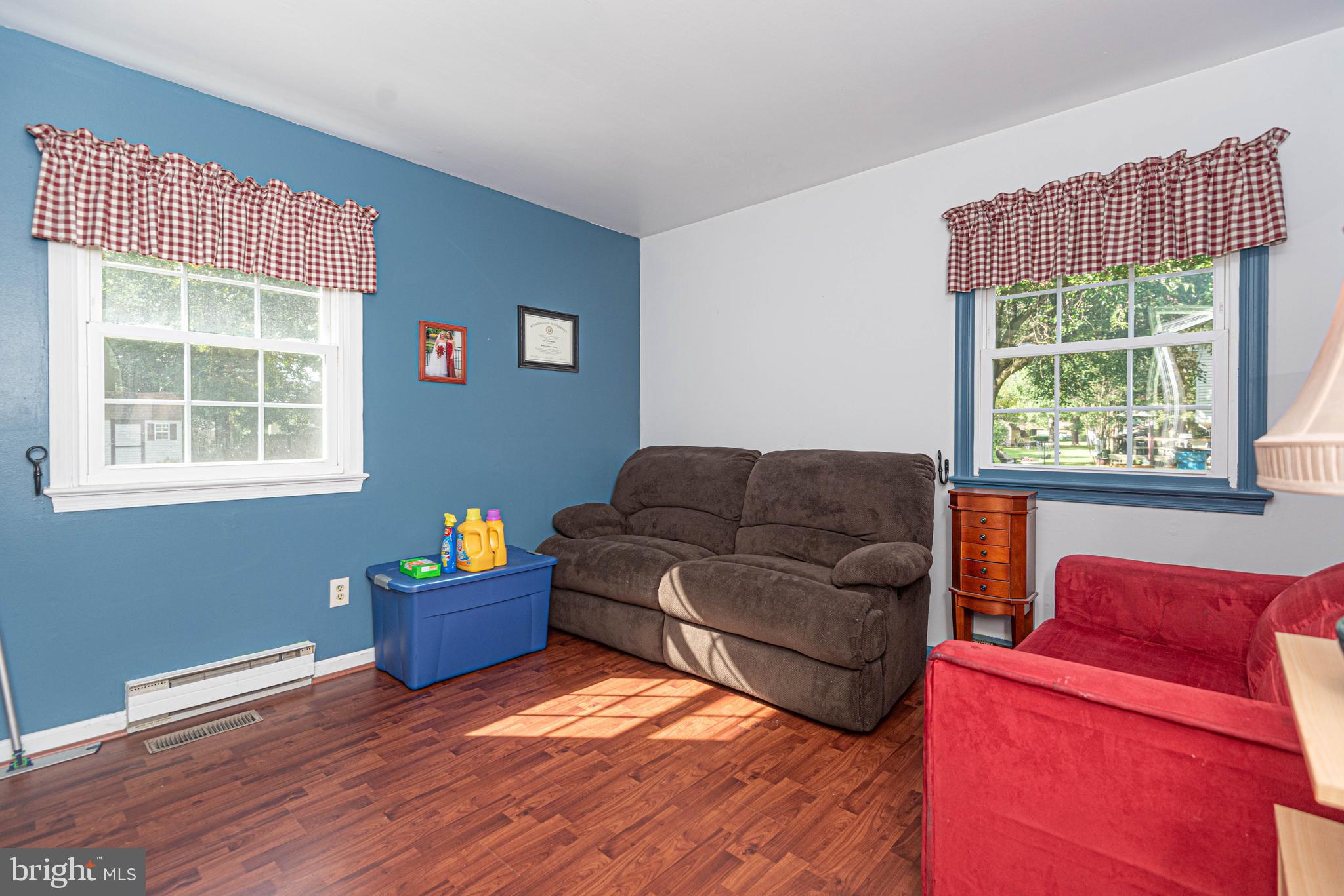 PARKHURST MANOR - Residential