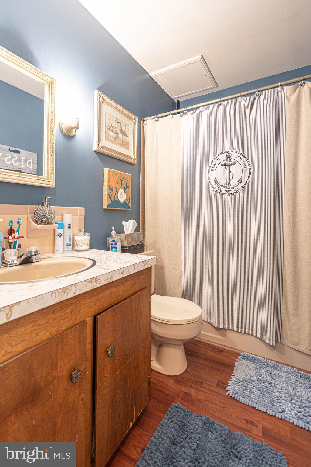 PARKHURST MANOR - Residential