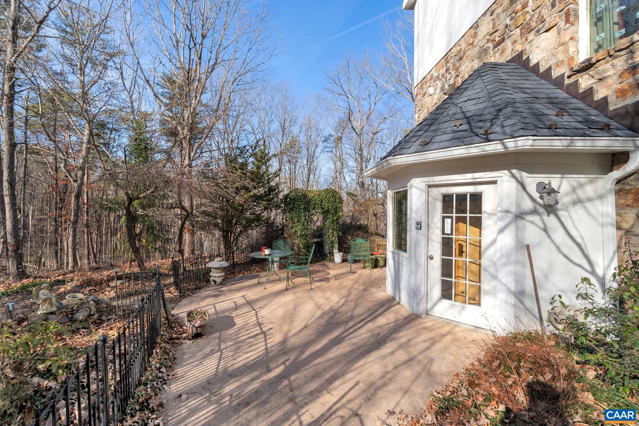 SADDLEWOOD FARMS - Residential