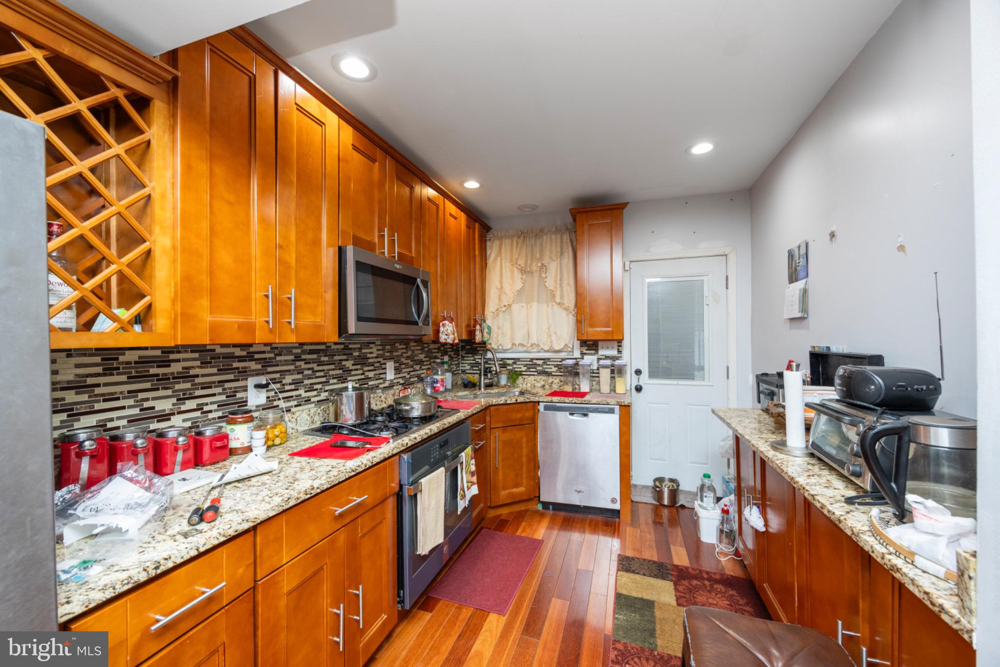 CARROLL-SOUTH HILTON - Residential