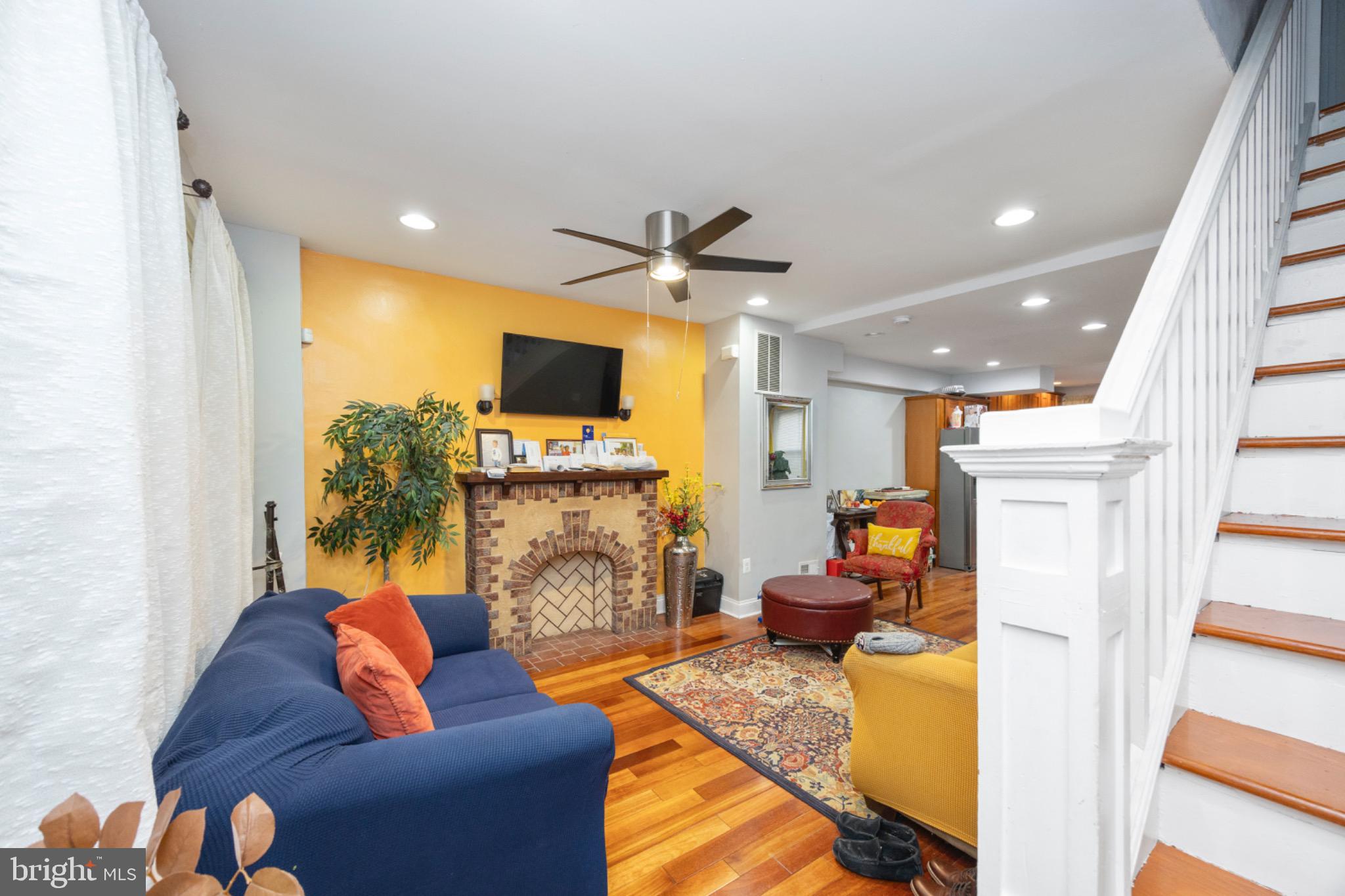 CARROLL-SOUTH HILTON - Residential