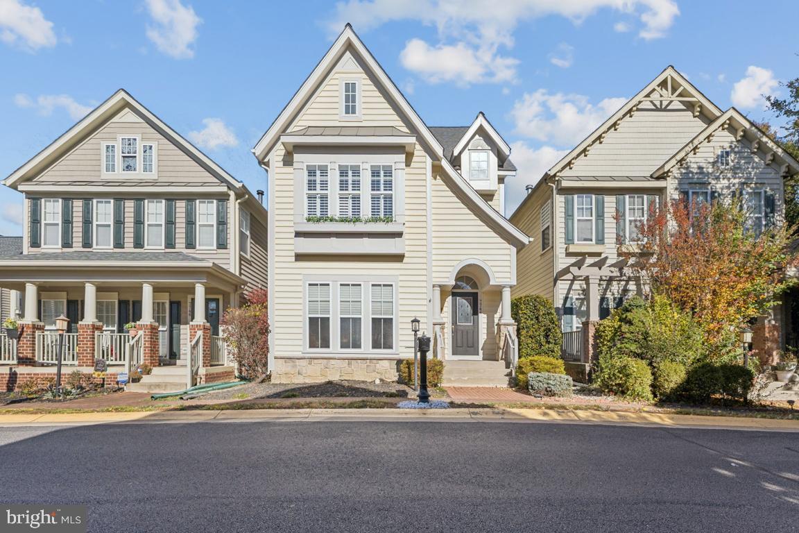 7744 GRANDWIND DRIVE