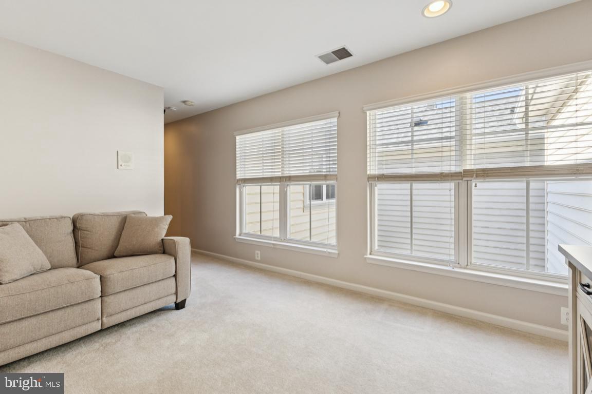 LORTON STATION - Residential