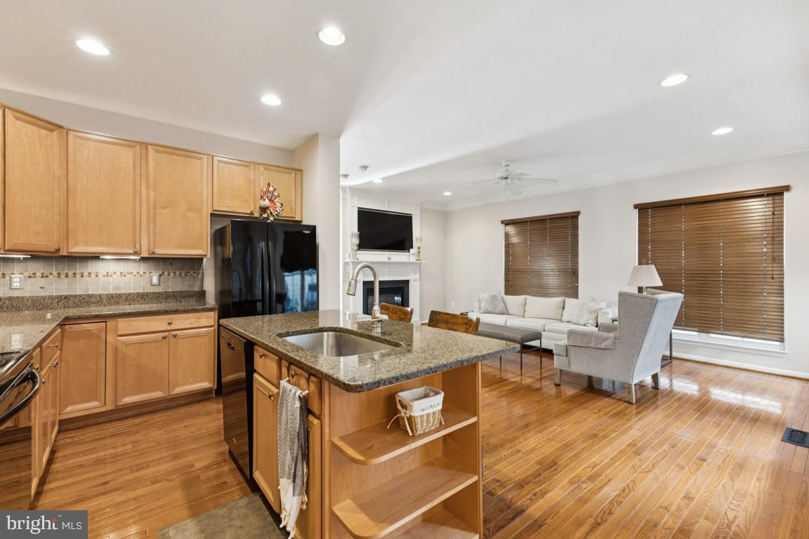 LORTON STATION - Residential