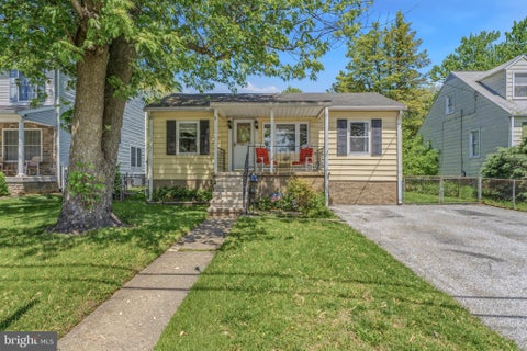 Homes For Sale - 7316 Hughes Avenue<br/> BALTIMORE, MD 21219