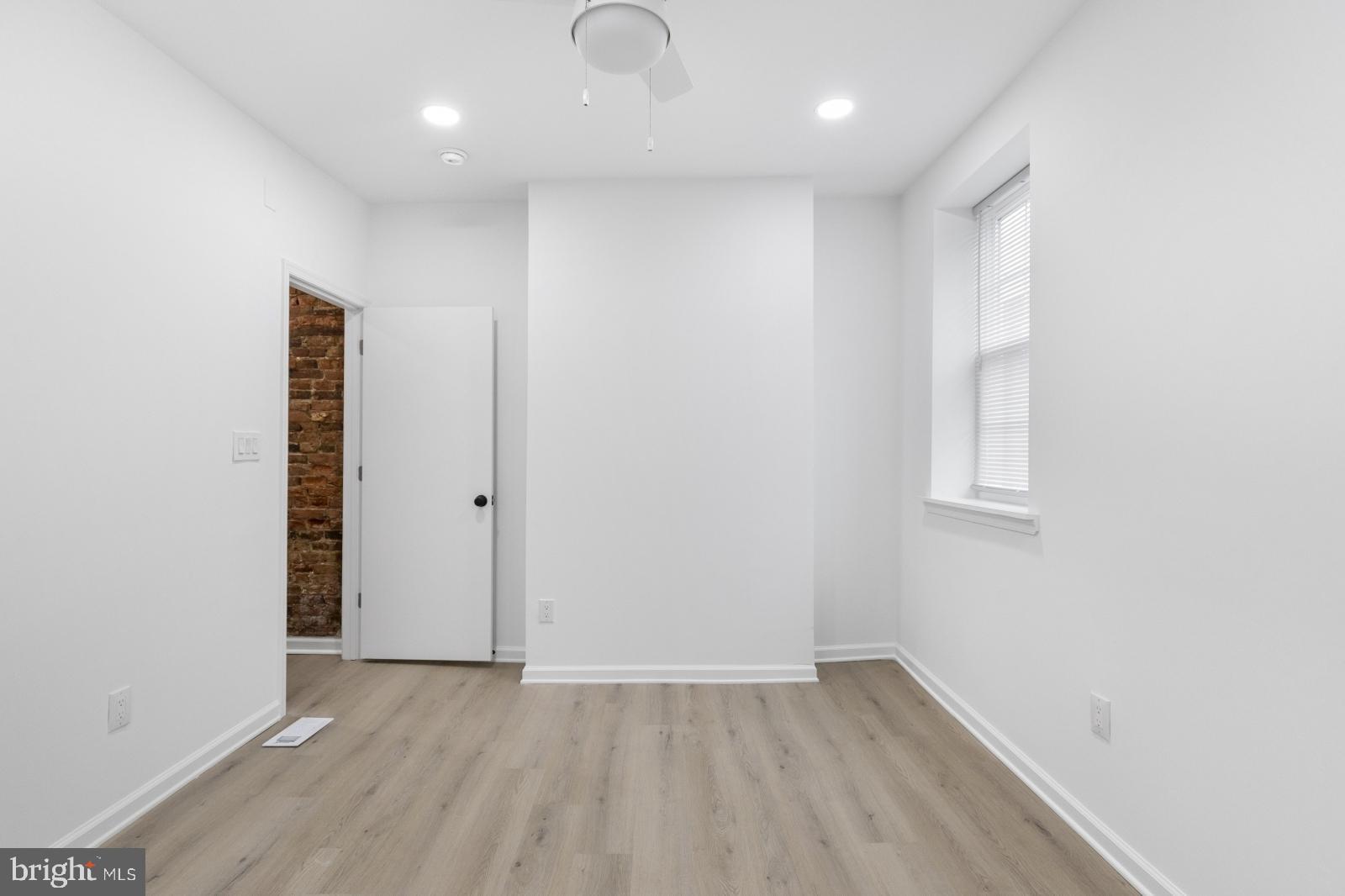 OLDE RICHMOND - Residential Lease