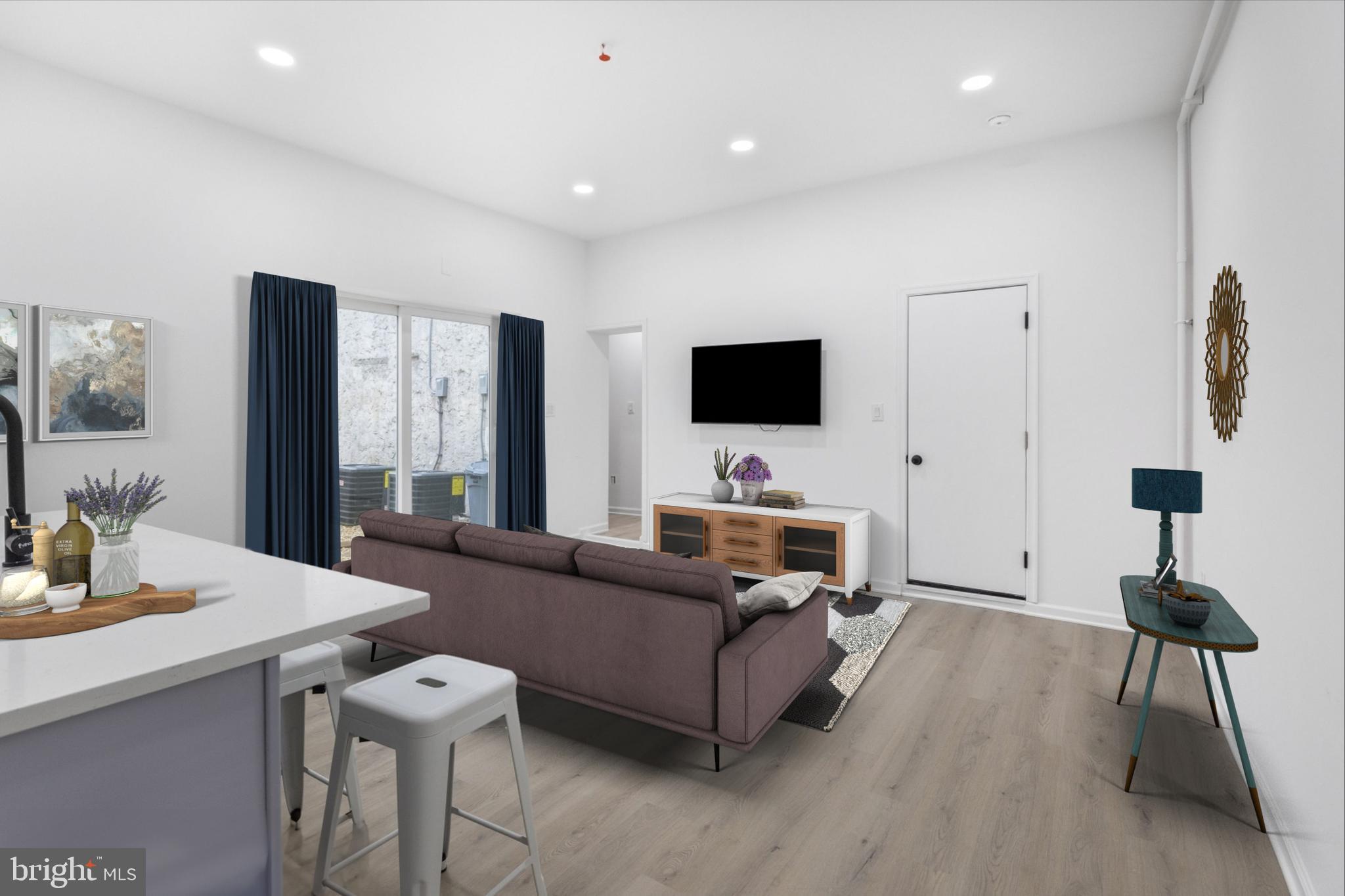 OLDE RICHMOND - Residential Lease