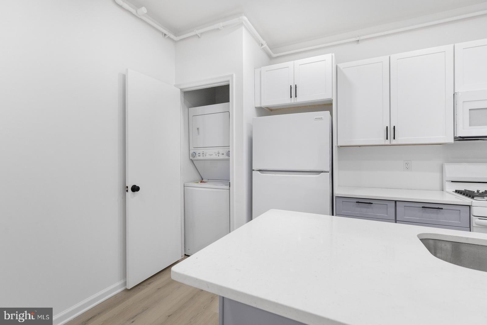 OLDE RICHMOND - Residential Lease