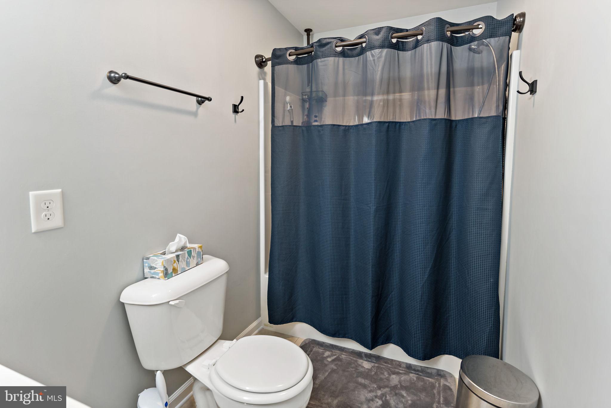 PRINCETON SHOALS - Residential