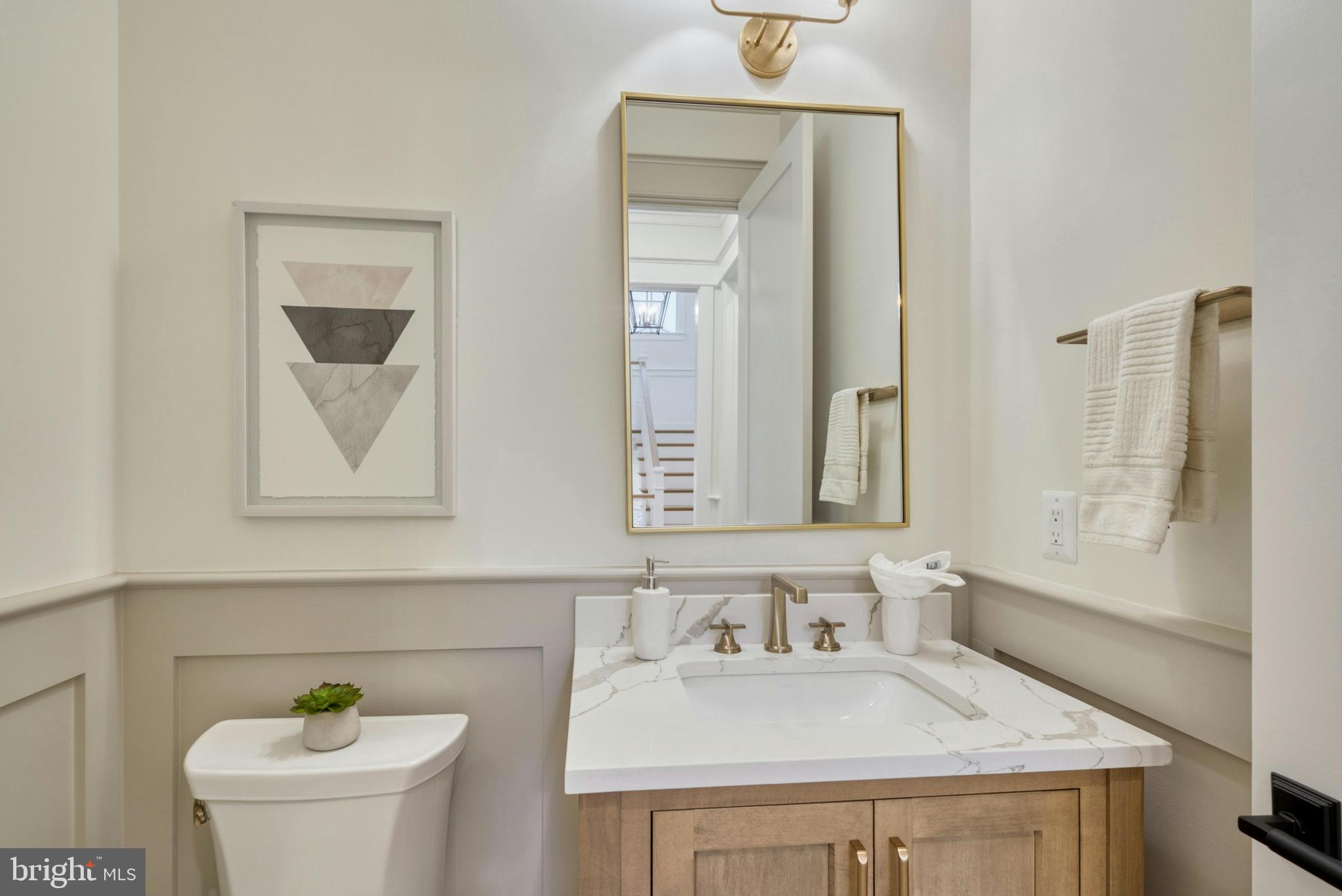 GOLF CLUB MANOR - Residential