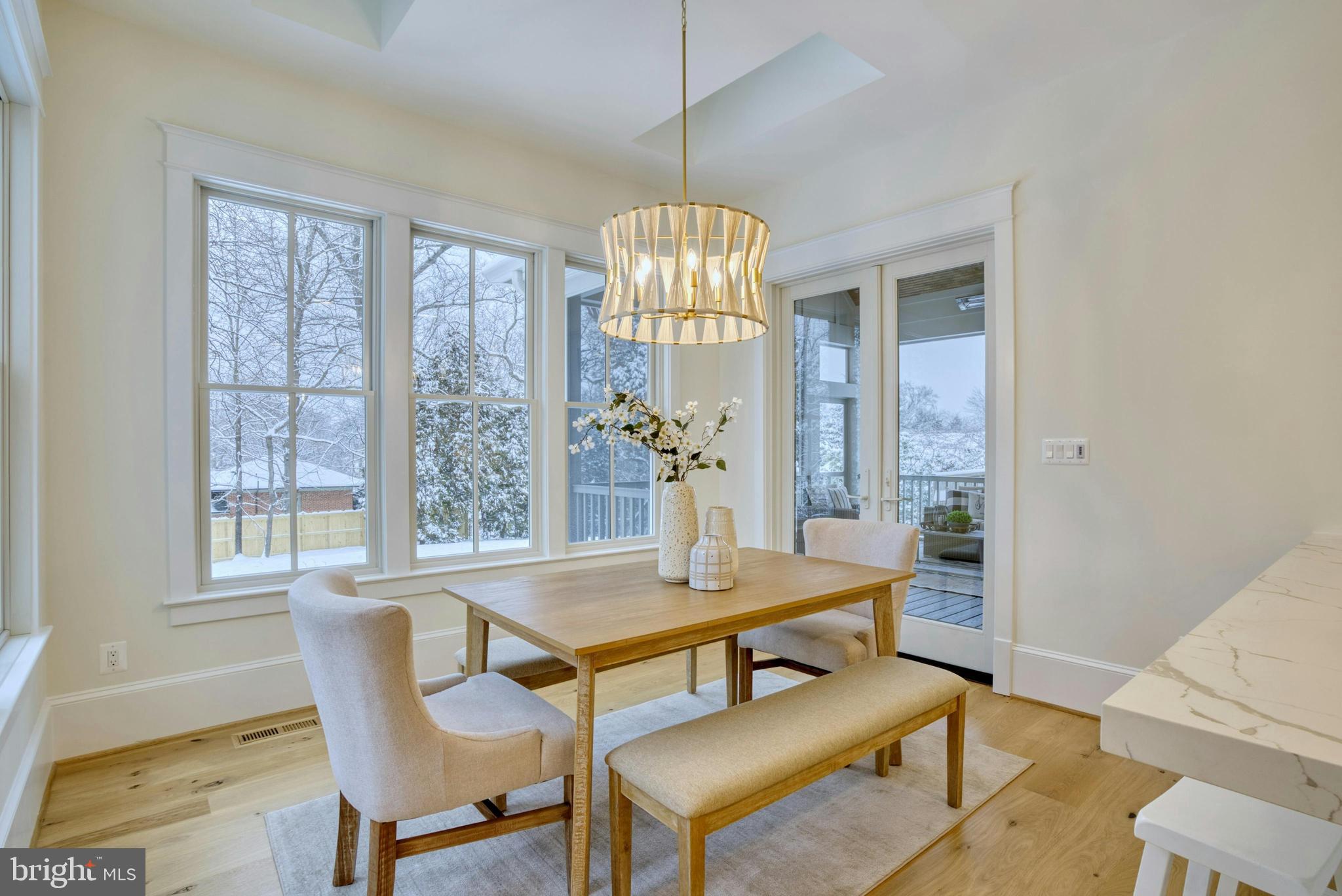 GOLF CLUB MANOR - Residential