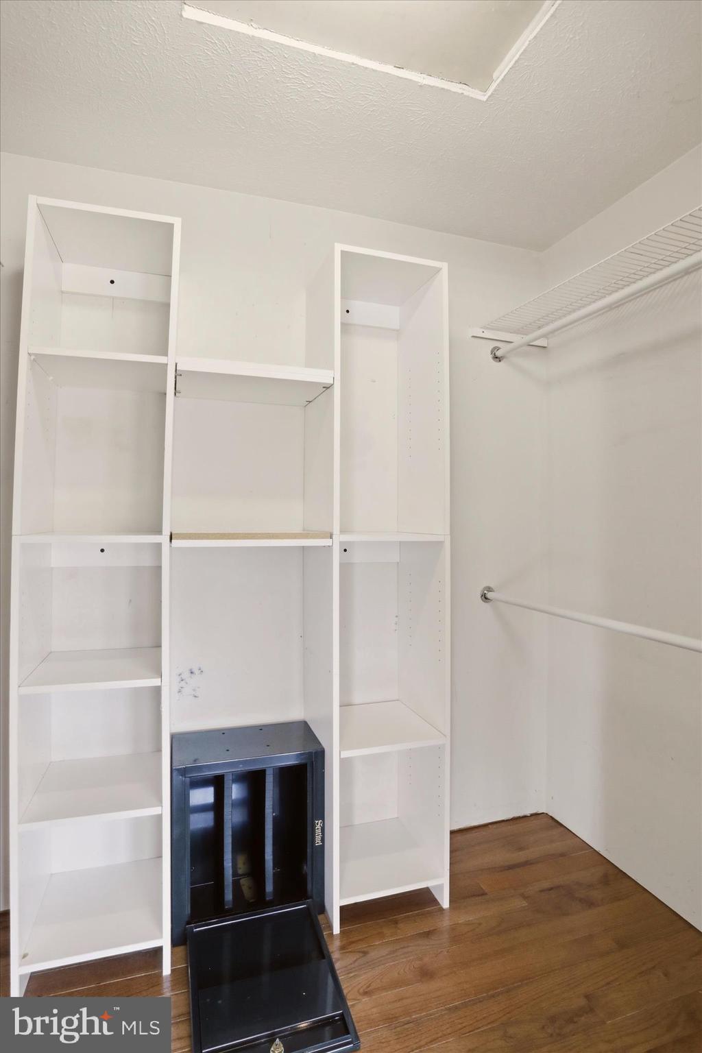 MASON FARM - Residential