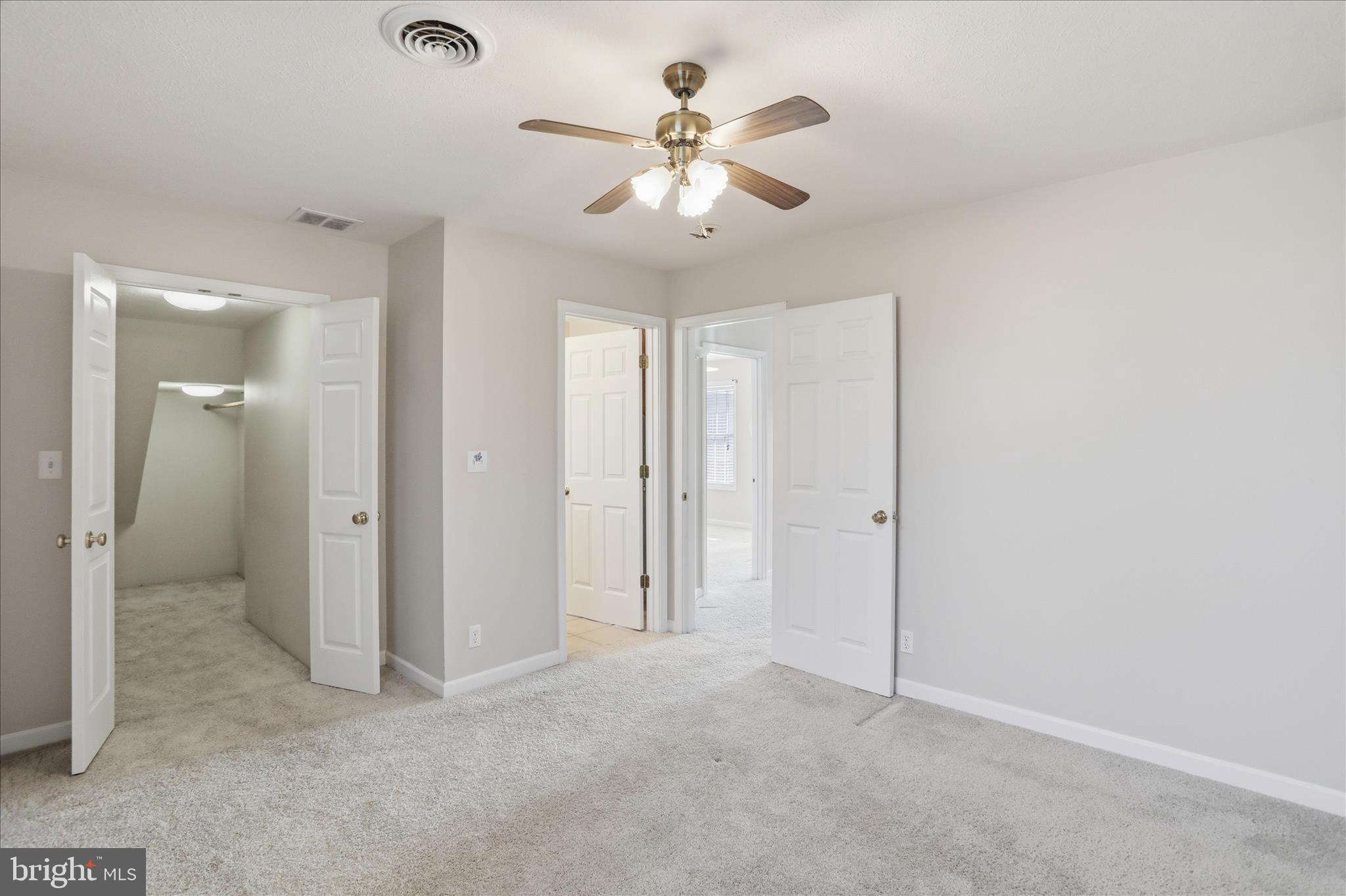 MASON FARM - Residential