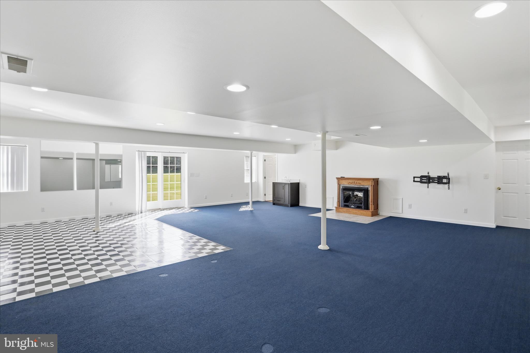 MASON FARM - Residential