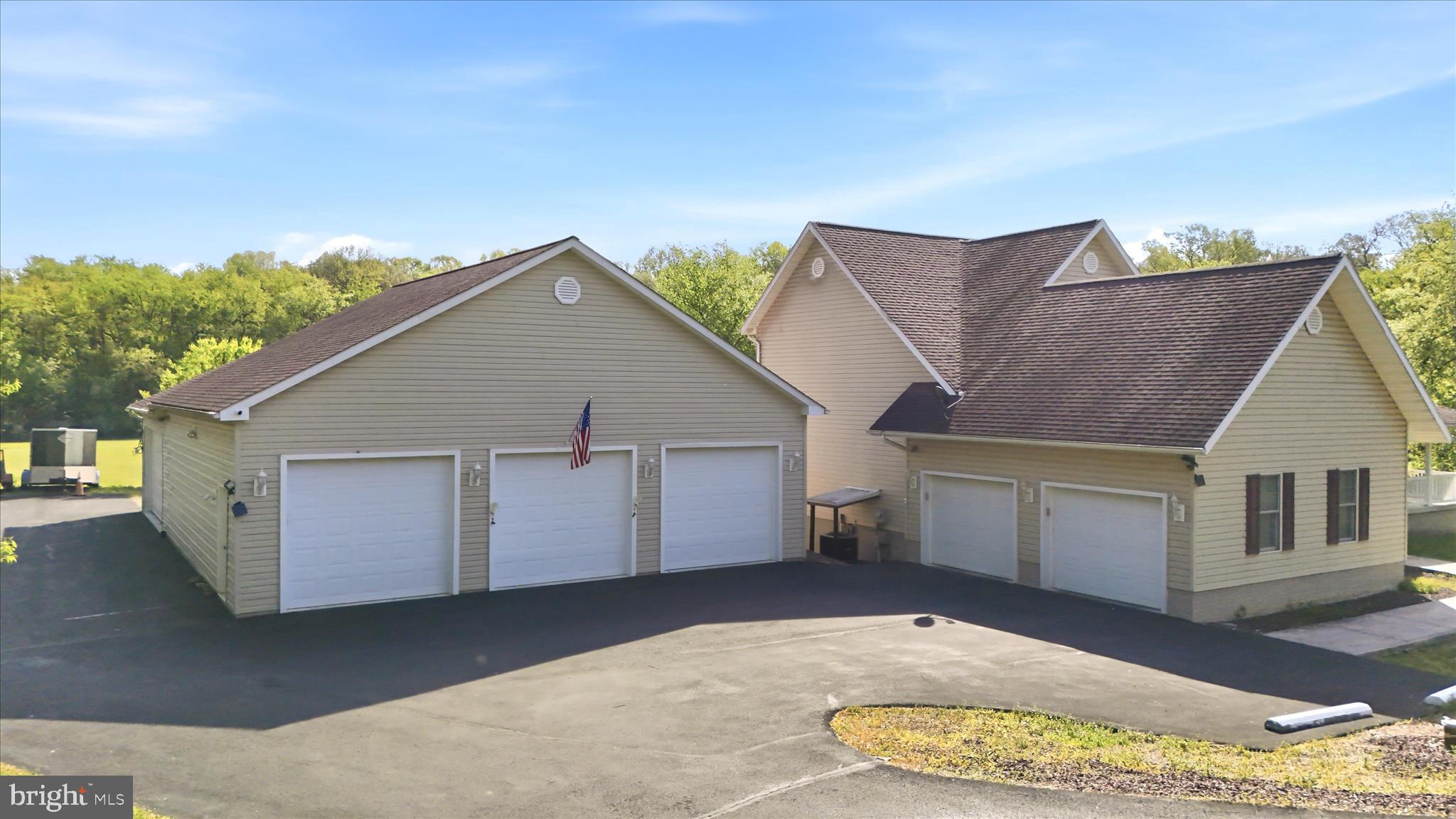 MASON FARM - Residential