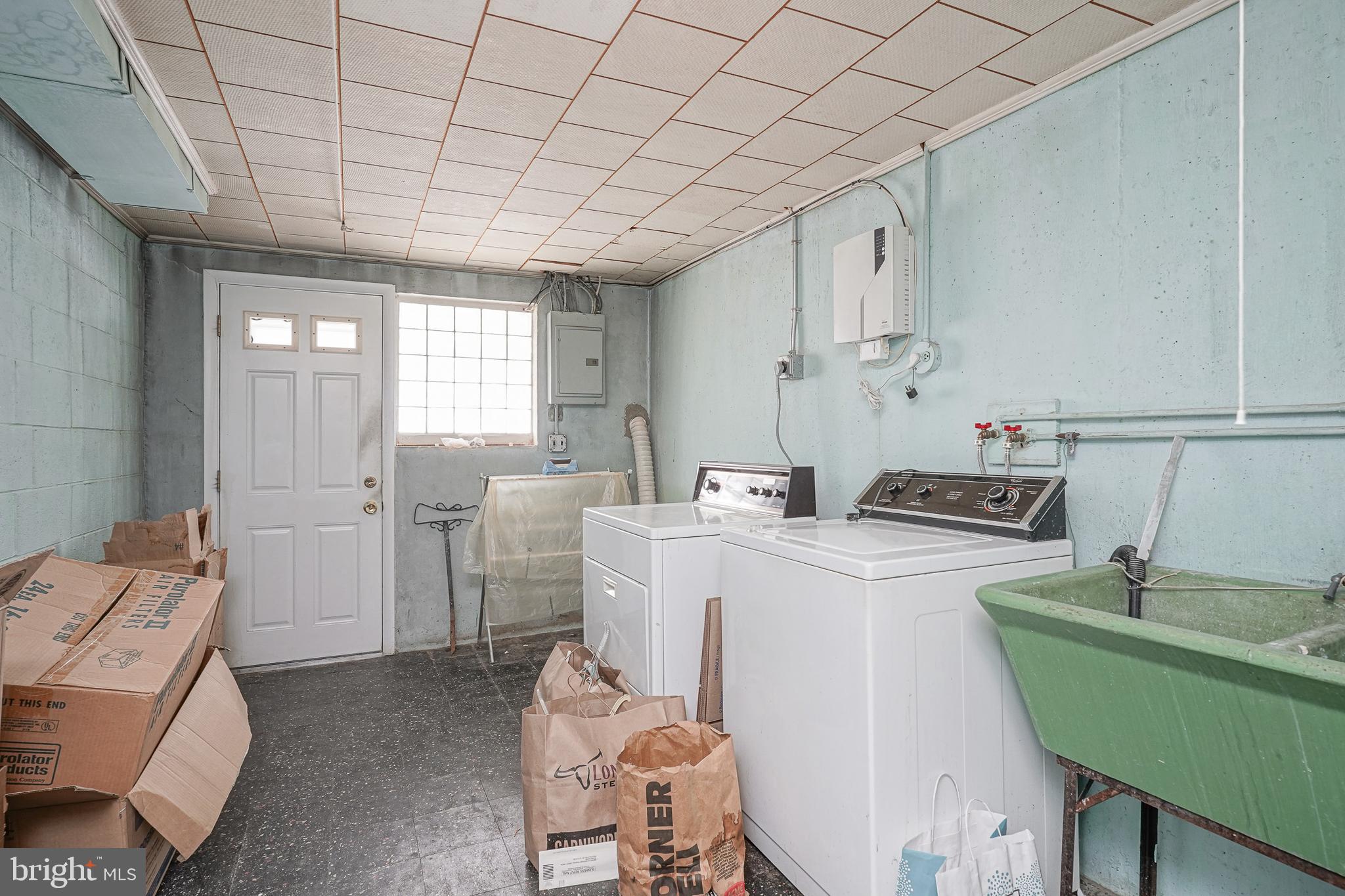 WINCHESTER PARK - Residential