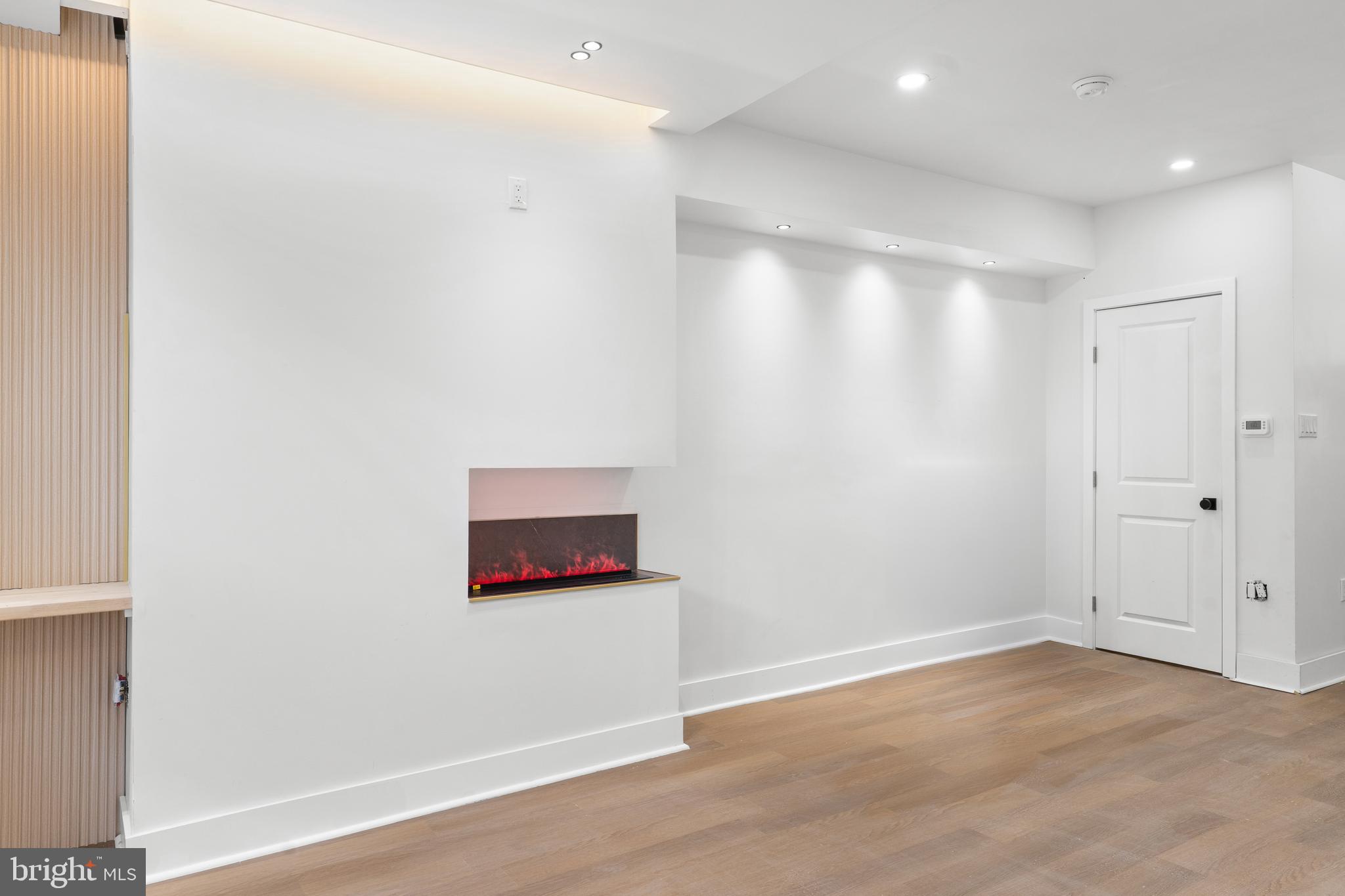 PHILADELPHIA - Residential