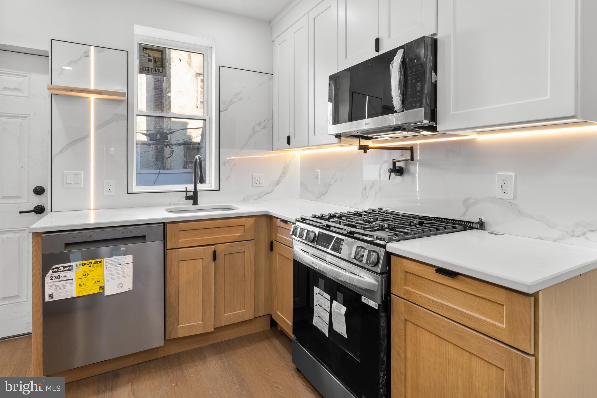 PHILADELPHIA - Residential