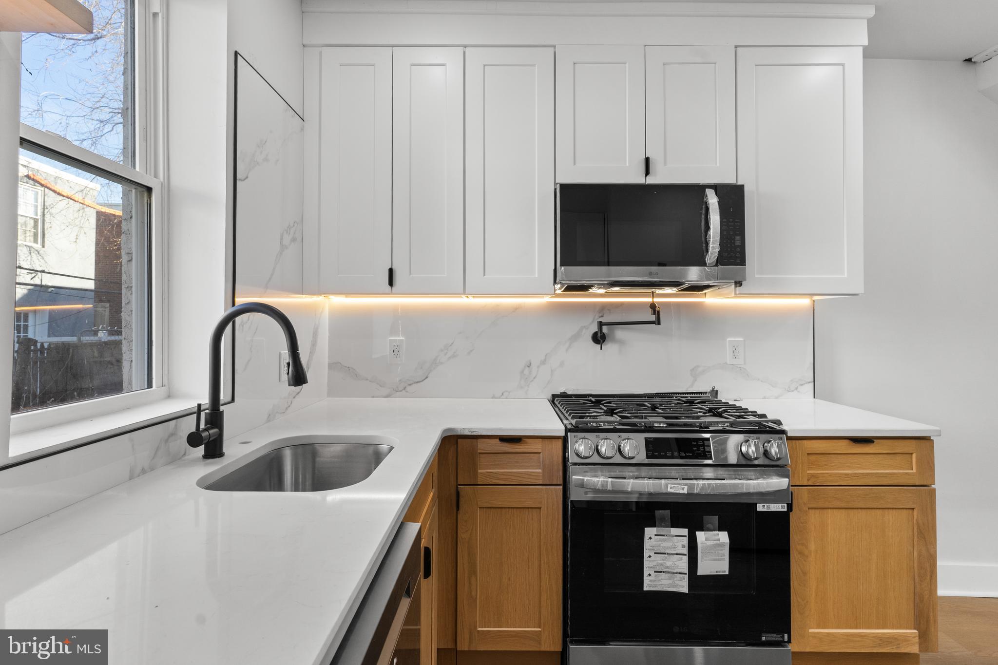 PHILADELPHIA - Residential