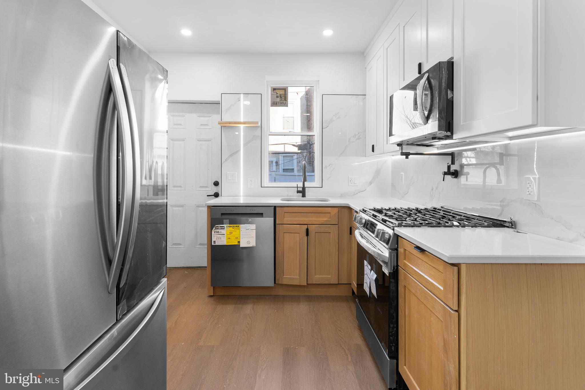 PHILADELPHIA - Residential