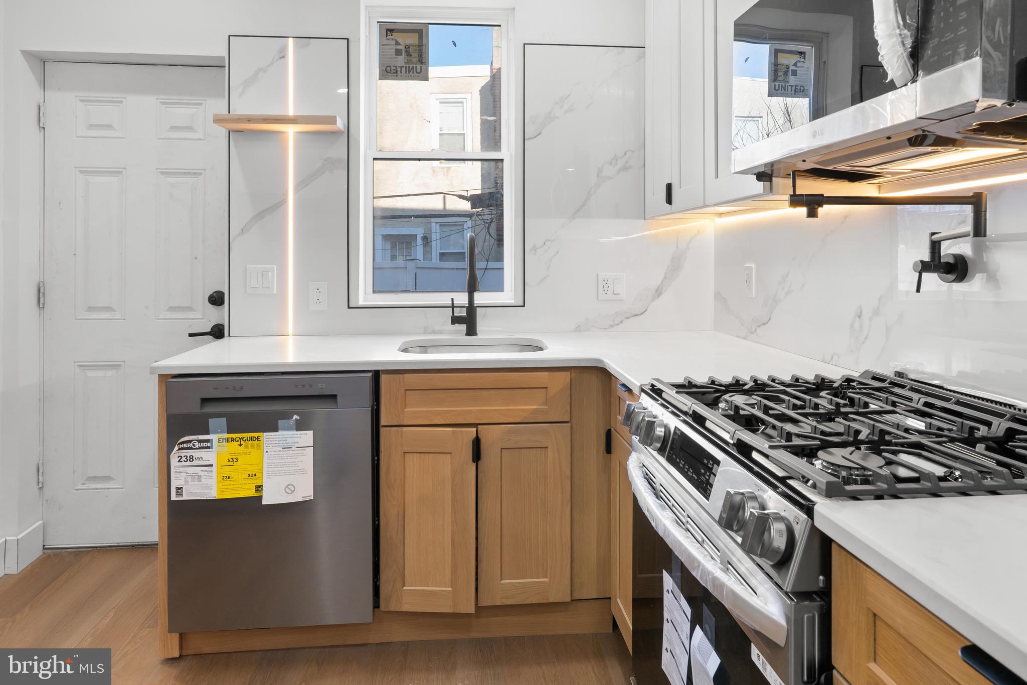 PHILADELPHIA - Residential